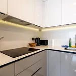 Apartment Golden Sunset Views 1br