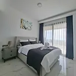 Golden Sunset Views 1br * Paralimni