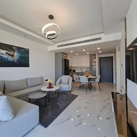 Golden Sunset Views 1br * Paralimni