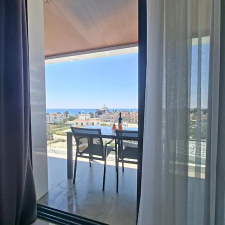 Golden Sunset Views 1br * Paralimni
